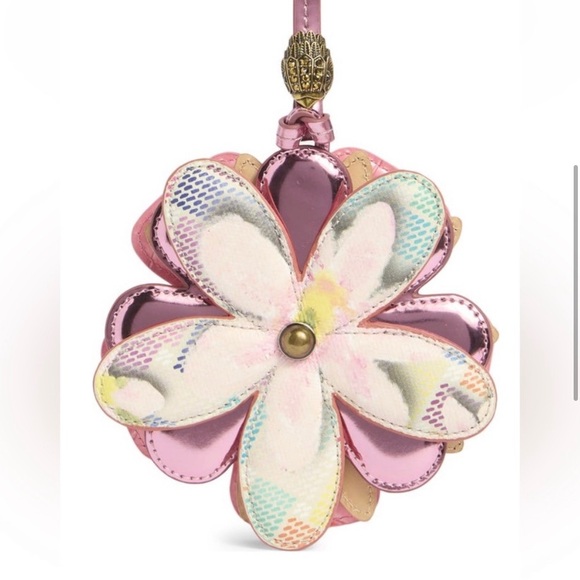 Kurt Geiger Flower 🌺 Key charm - Picture 2 of 5